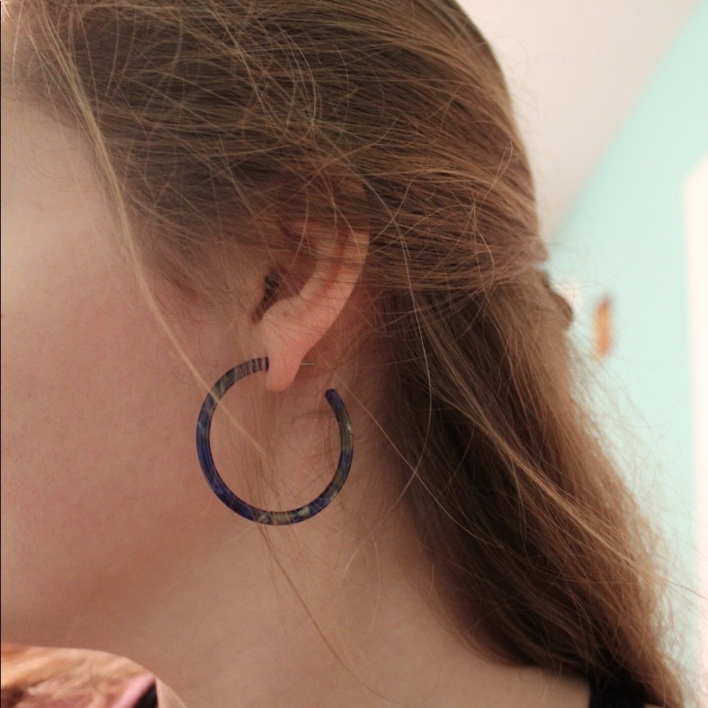 earrings - Picture 4 of 5